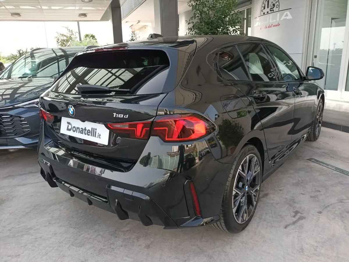 BMW Serie 1 5p. usata a Bari (20)