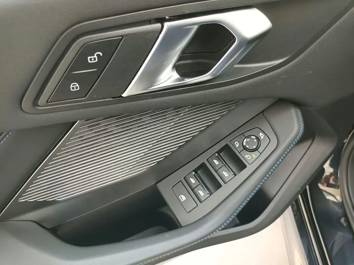 BMW Serie 1 5p. usata a Bari (3)