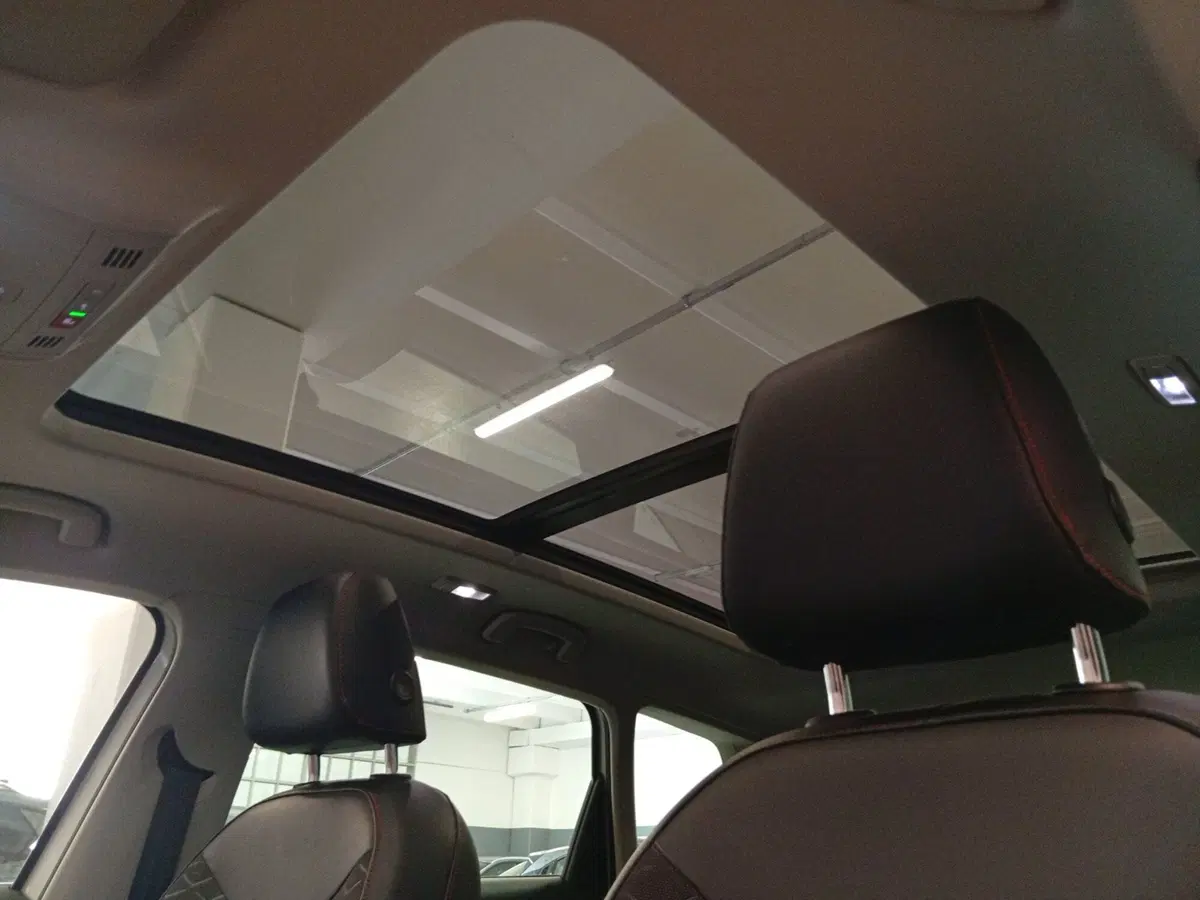 SEAT Ateca usata a Varese (16)
