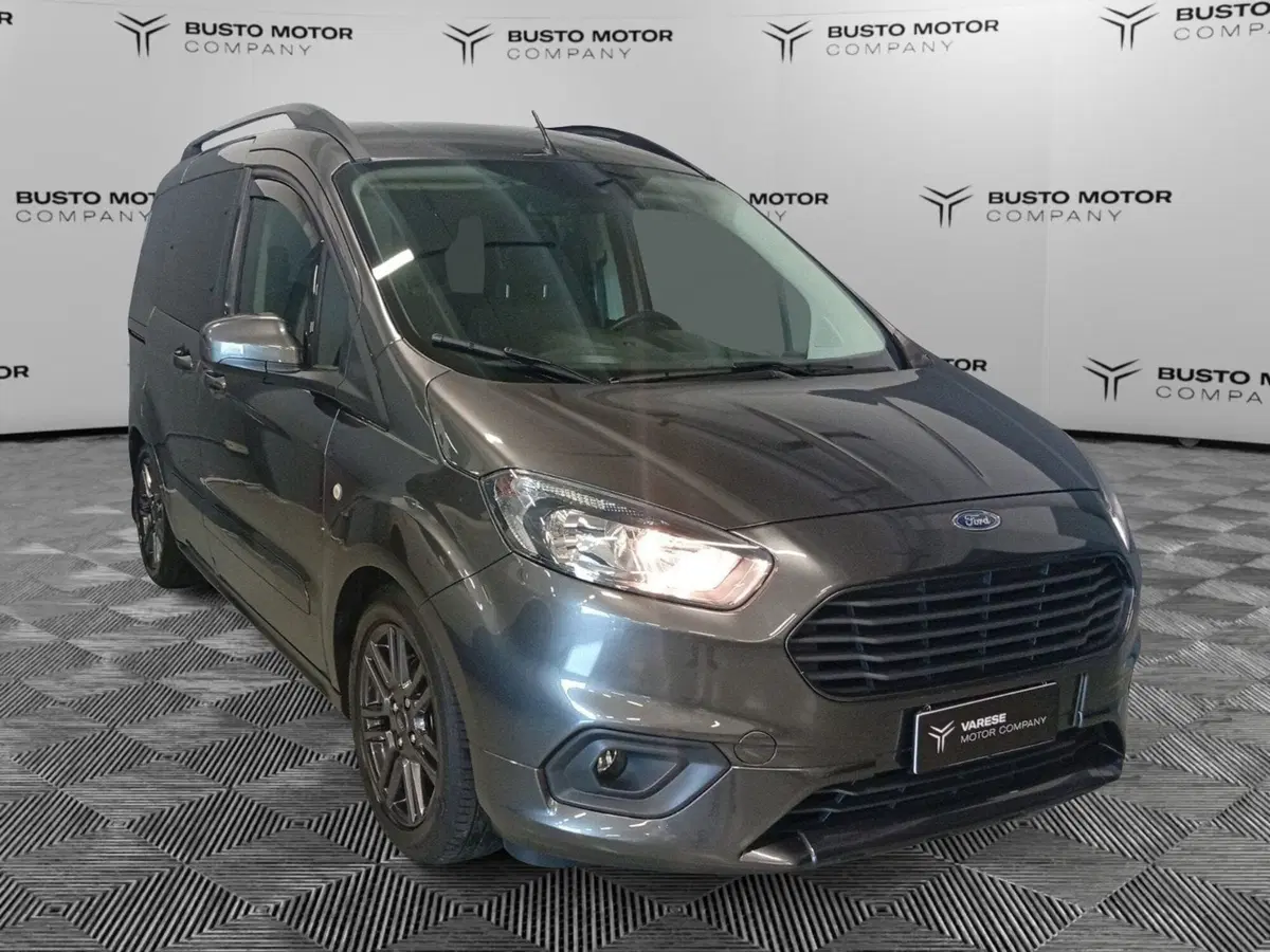 Ford Tourneo Courier usata a Varese