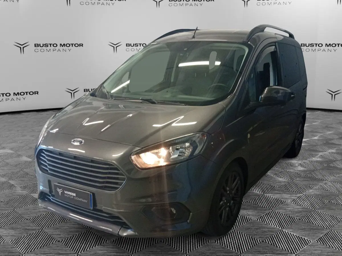 Ford Tourneo Courier usata a Varese (3)