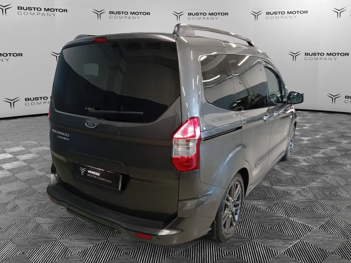 Ford Tourneo Courier usata a Varese (6)