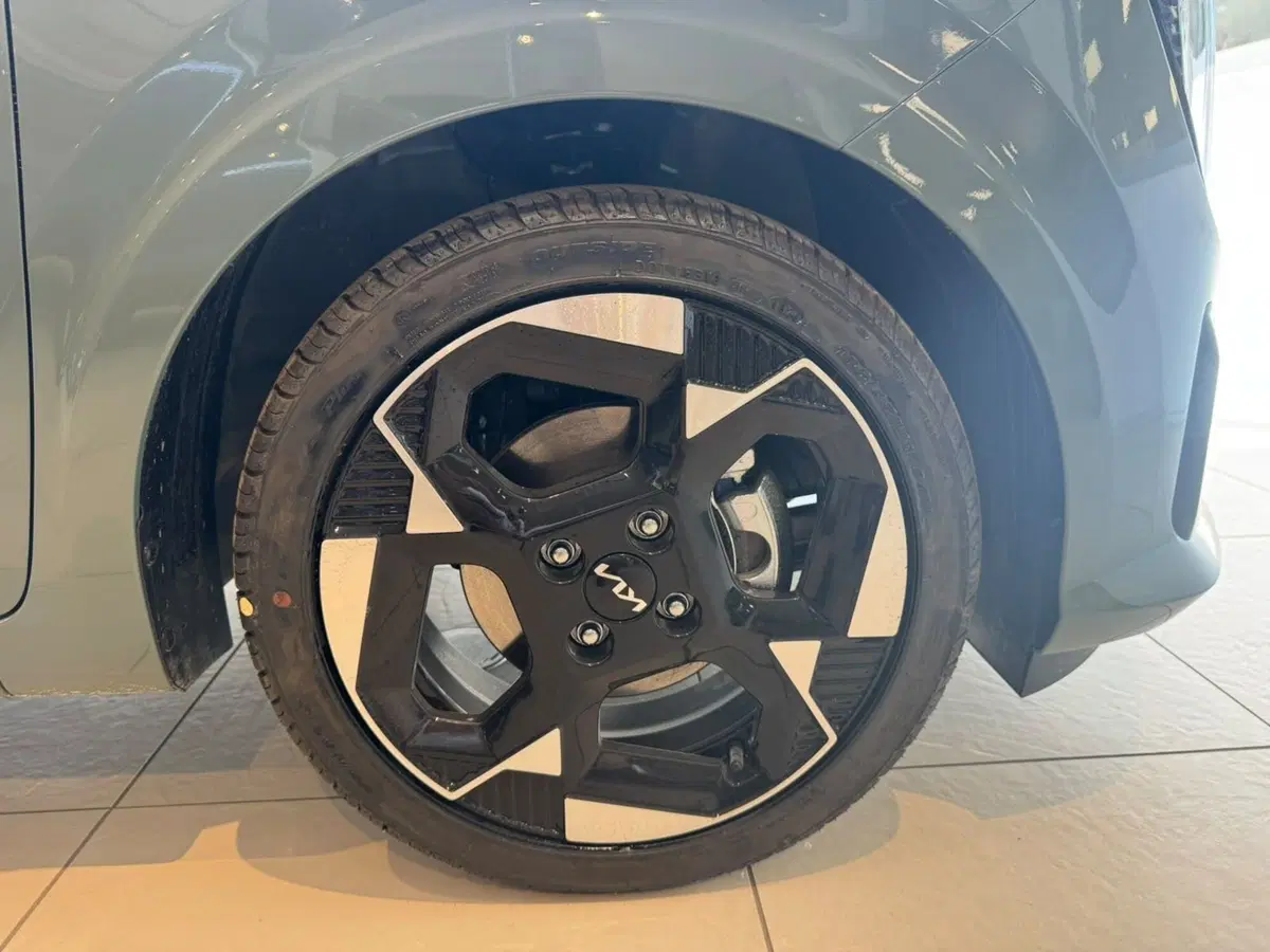 Kia Picanto nuova a Bologna (9)
