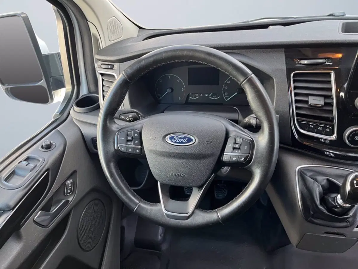 Ford Transit Custom Furgone usata a Milano (11)