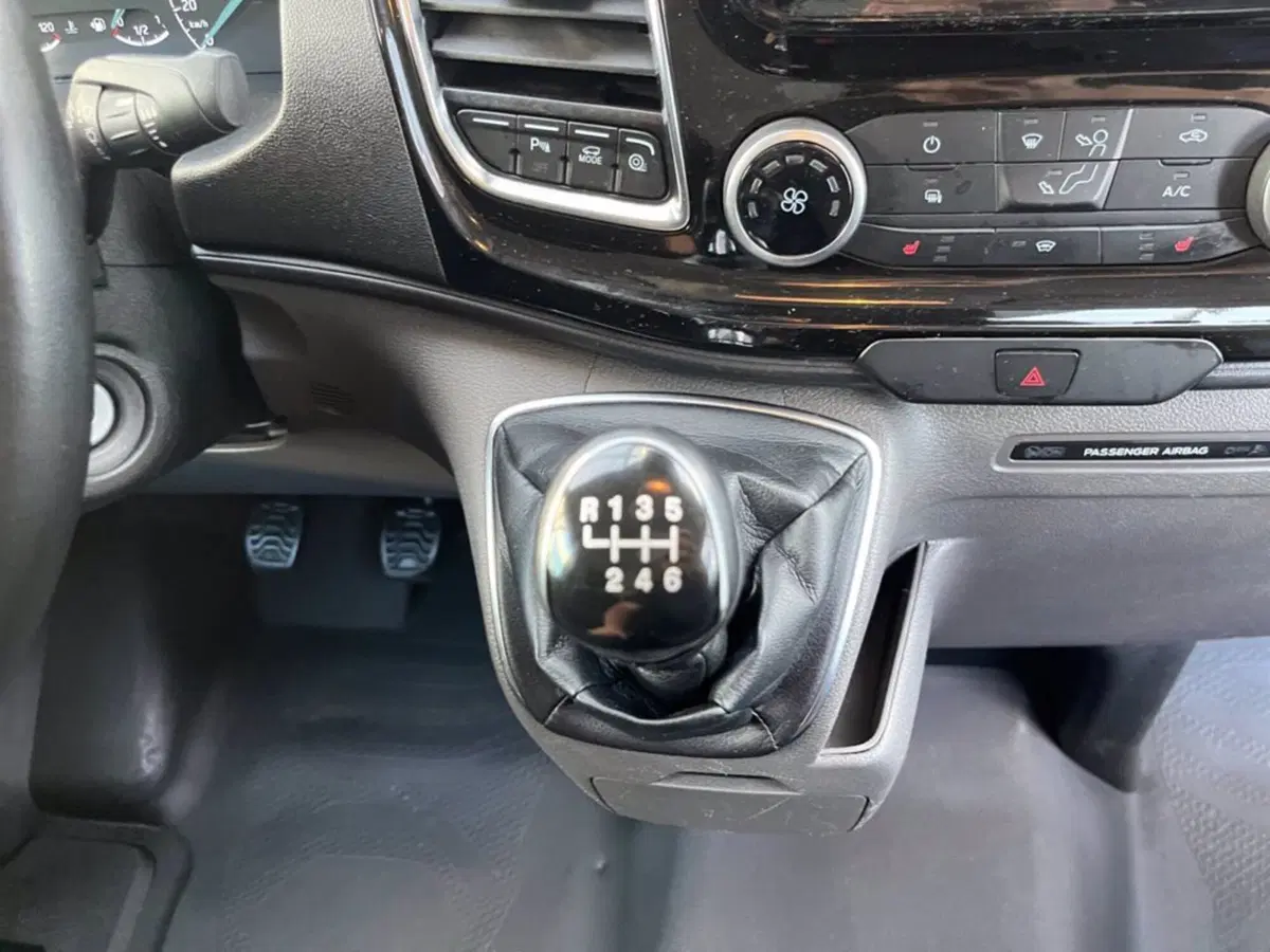 Ford Transit Custom Furgone usata a Milano (14)
