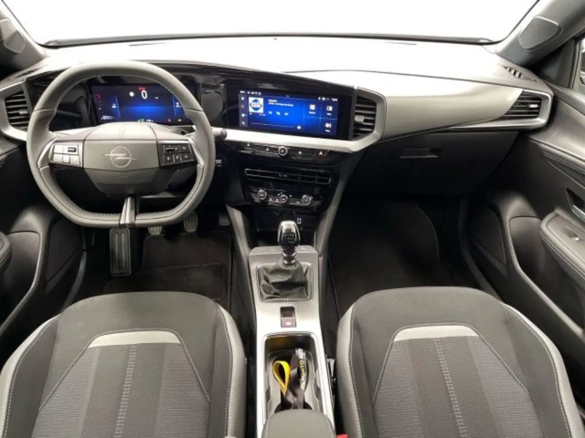 Opel Mokka nuova a Ancona (11)