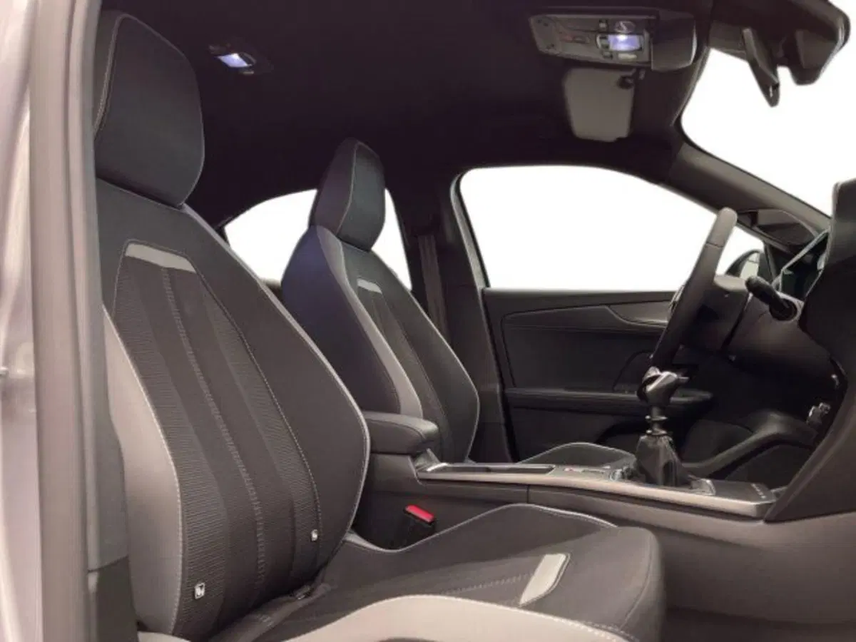 Opel Mokka nuova a Ancona (16)