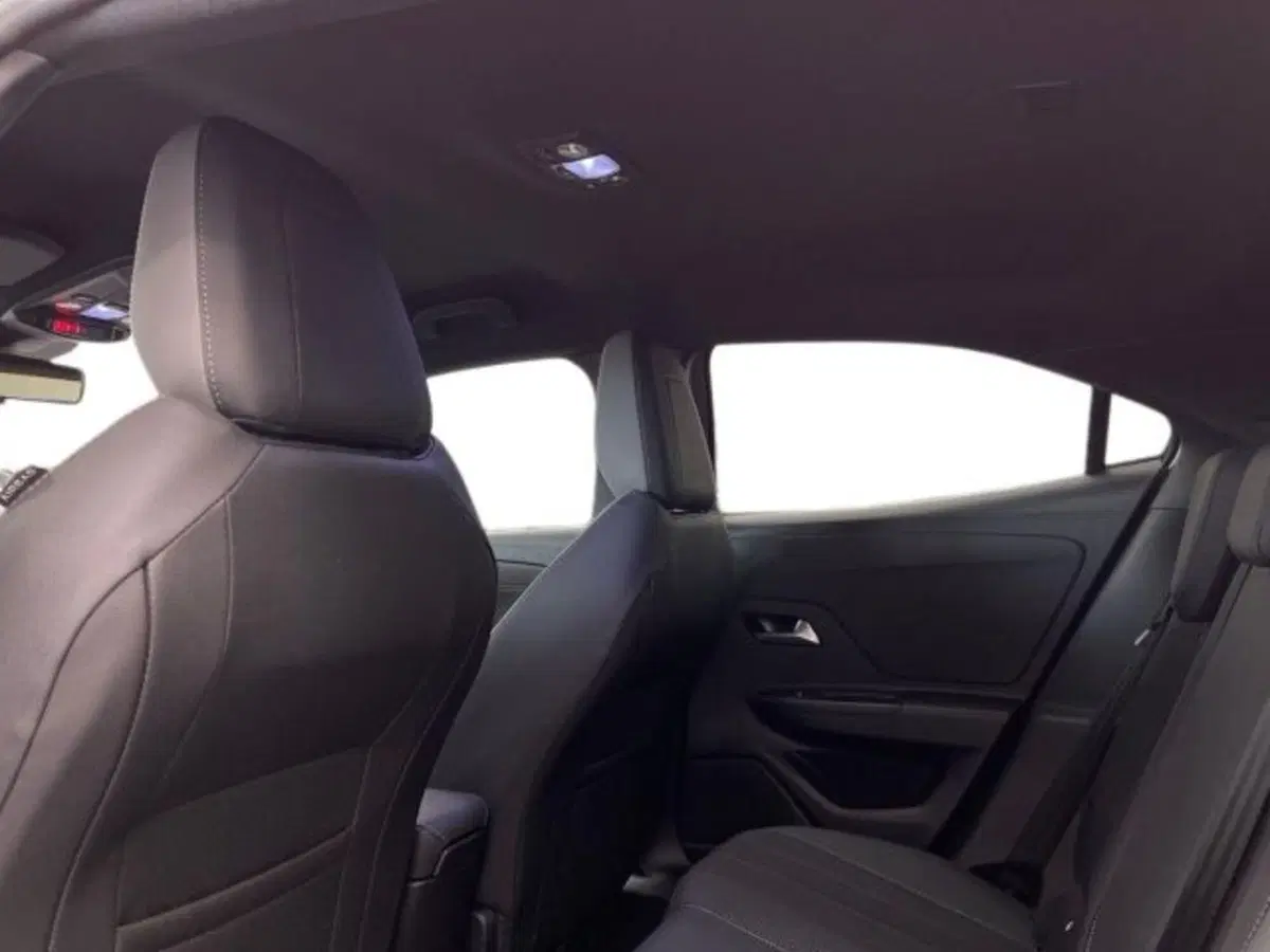 Opel Mokka nuova a Ancona (17)