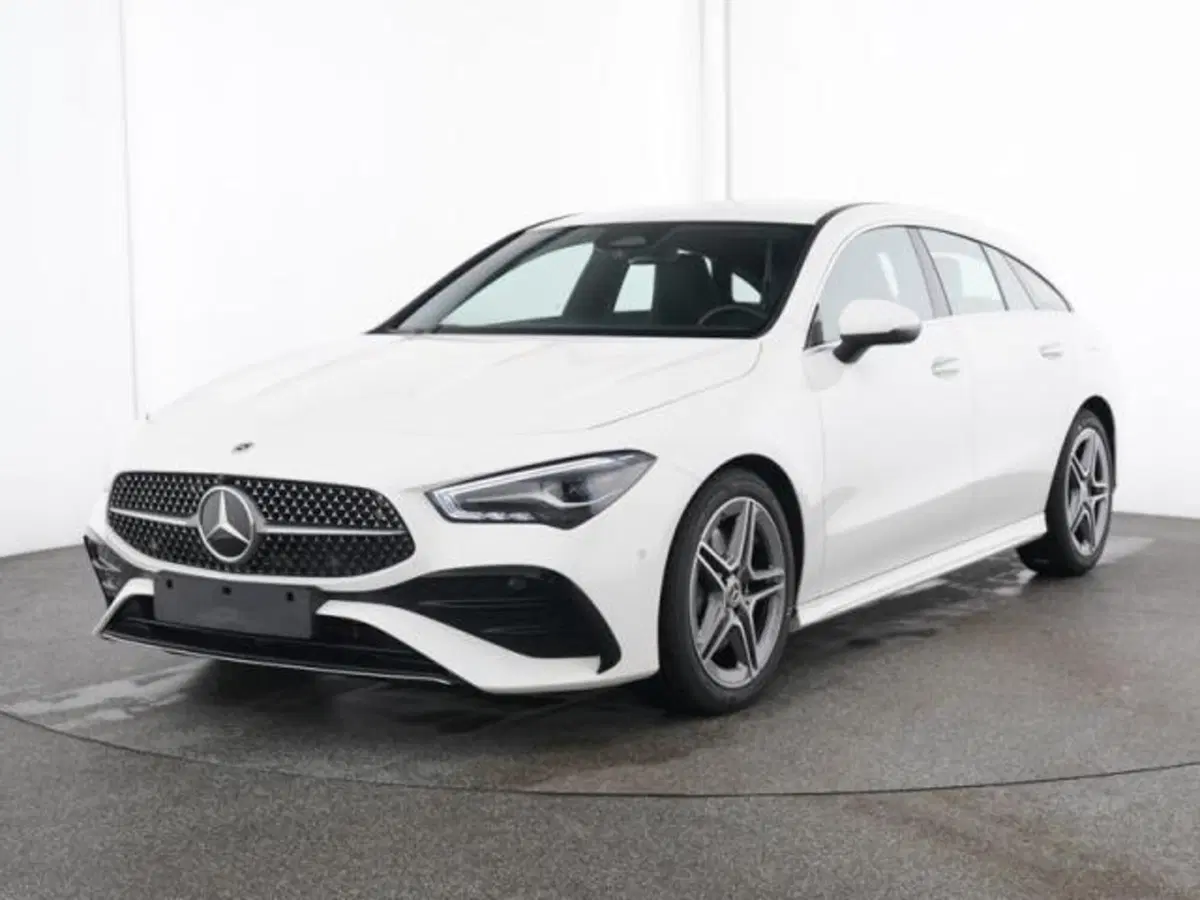 Mercedes-Benz CLA Shooting Brake usata a Milano