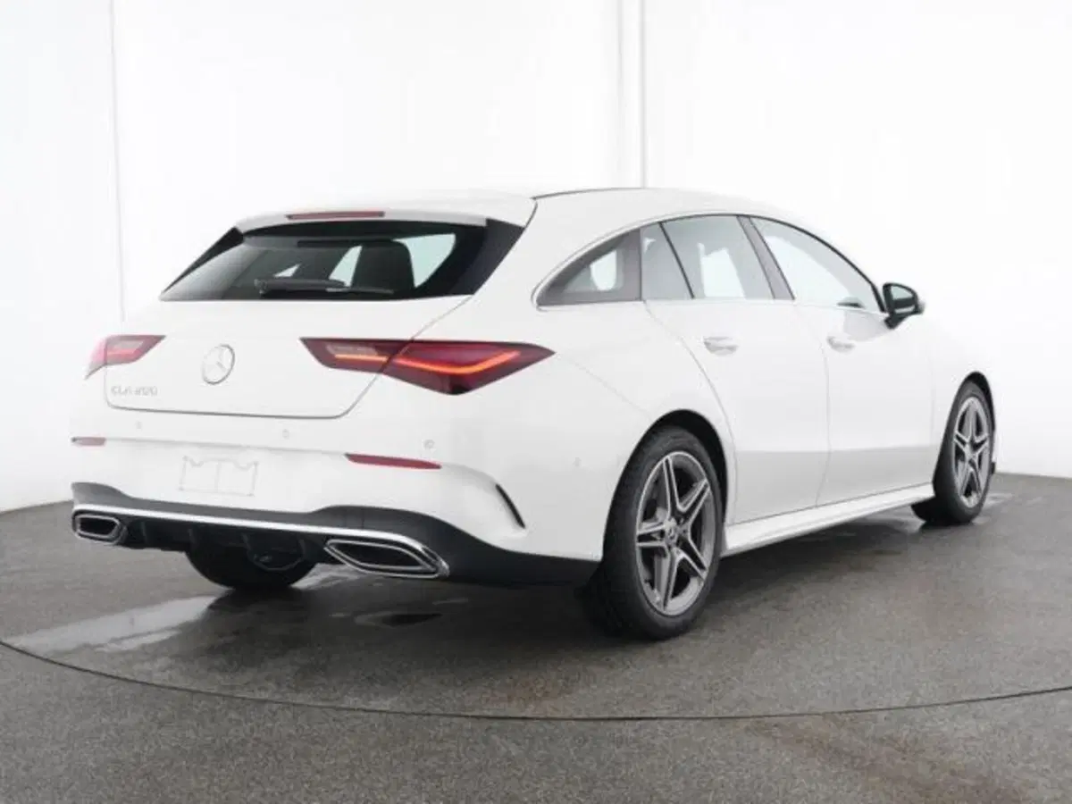 Mercedes-Benz CLA Shooting Brake usata a Milano (2)