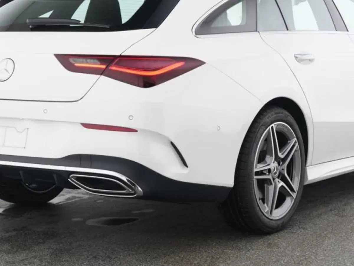 Mercedes-Benz CLA Shooting Brake usata a Milano (4)