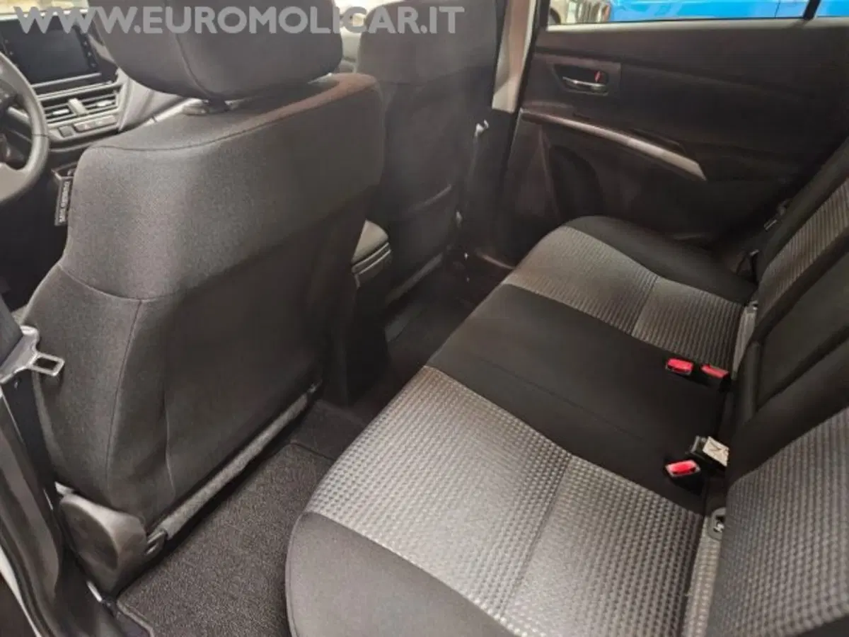 Suzuki S-Cross nuova a Campobasso (17)