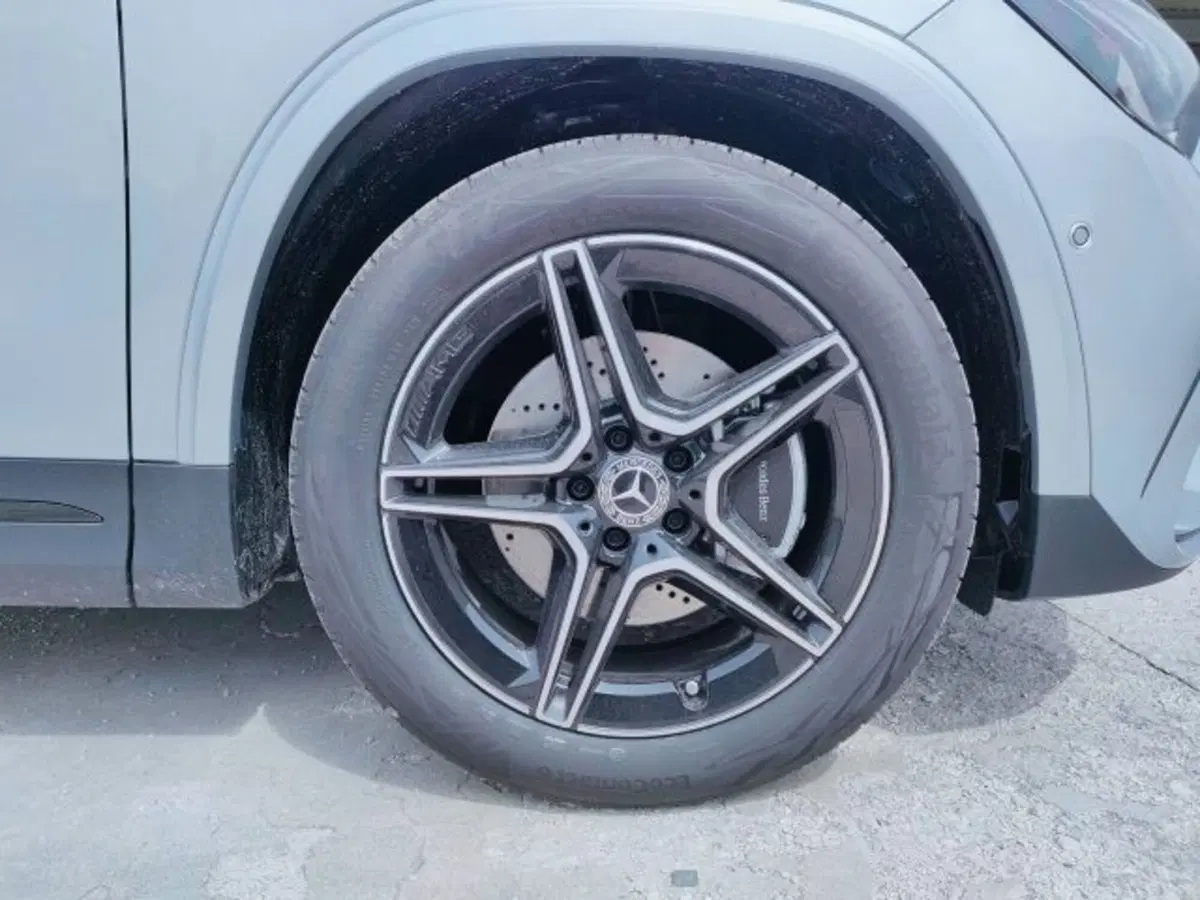 Mercedes-Benz GLA SUV nuova a Teramo (8)