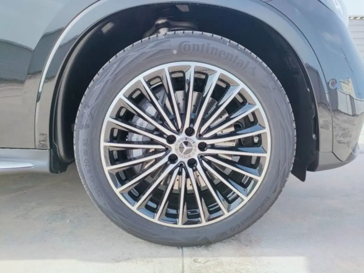 Mercedes-Benz GLC SUV nuova a Teramo (7)