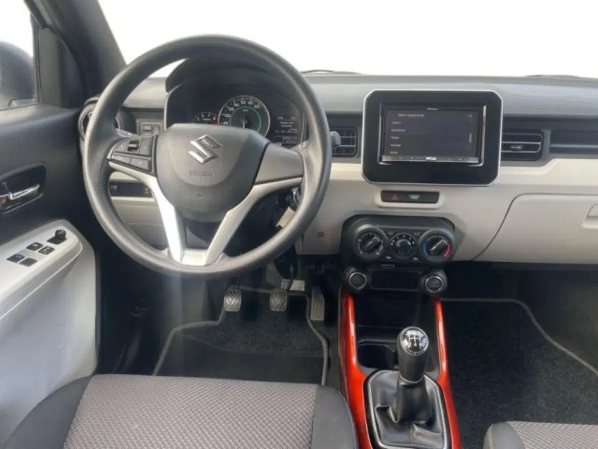 Suzuki Ignis usata a Vercelli (7)