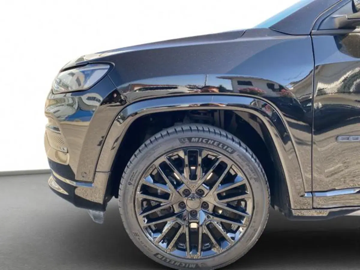 Jeep Compass usata a Salerno (19)