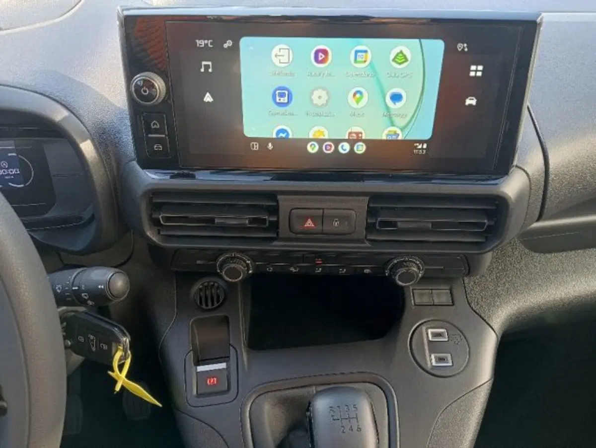 Citroen Berlingo Furgone nuova a Brescia (18)