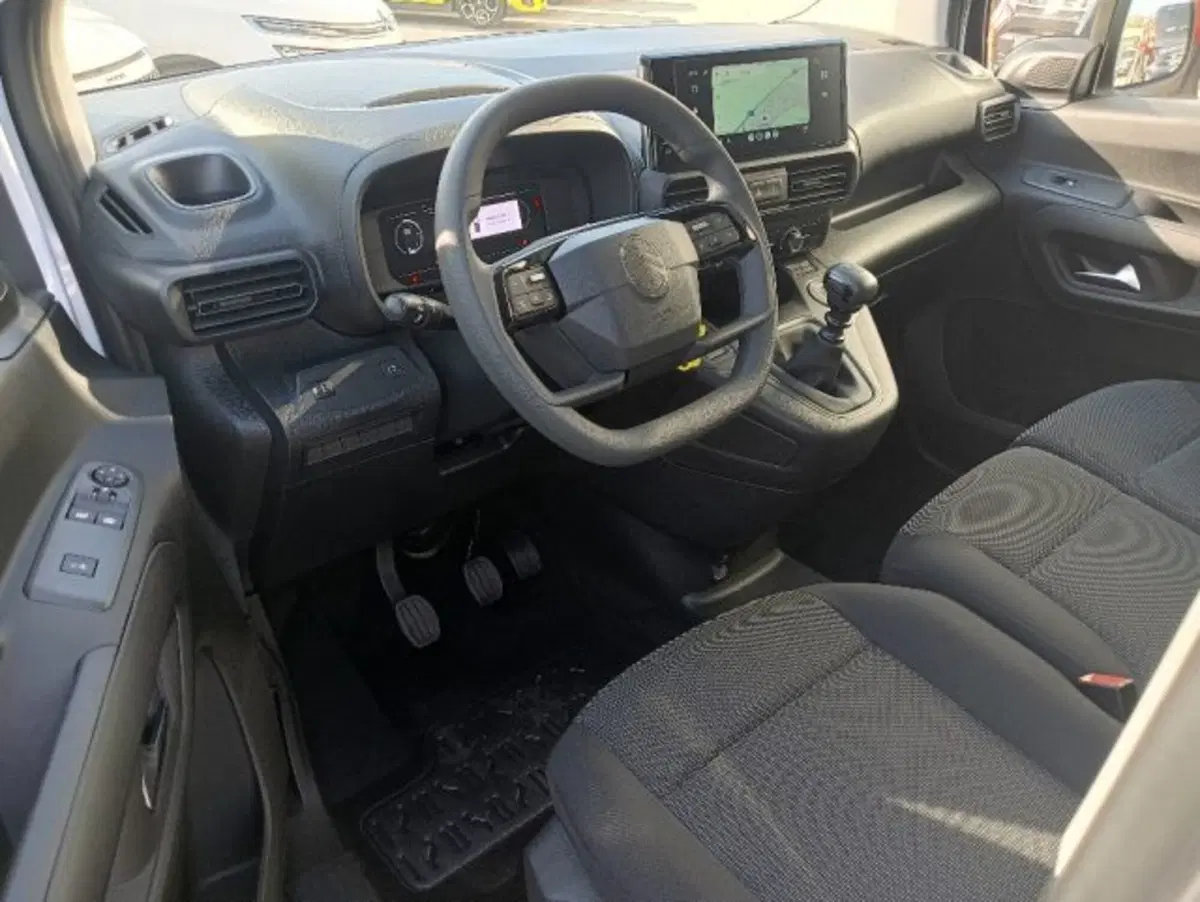 Citroen Berlingo Furgone nuova a Brescia (6)