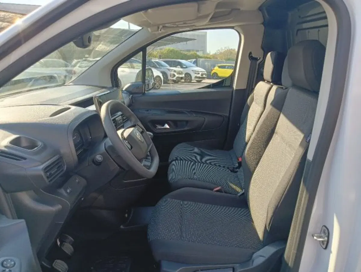 Citroen Berlingo Furgone nuova a Brescia (9)