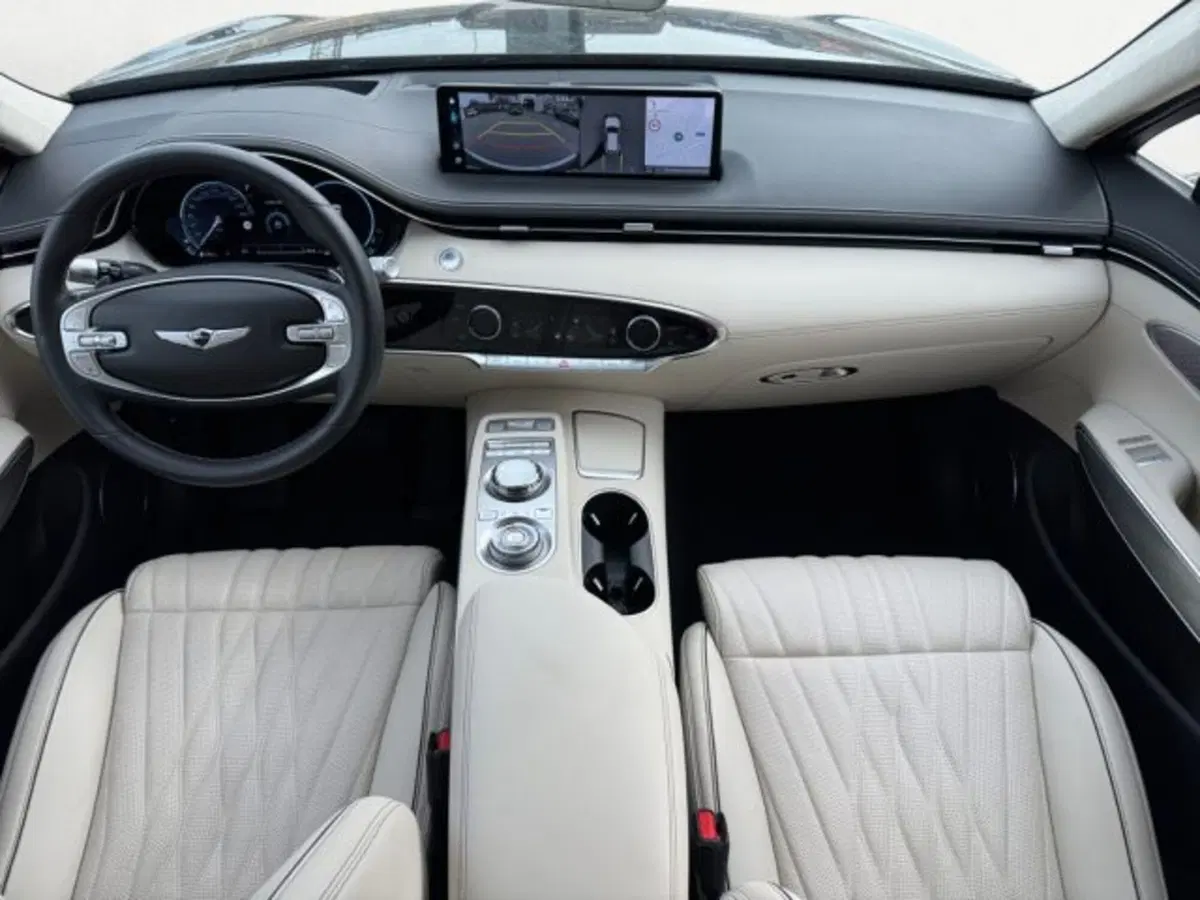 Genesis GV70 usata a Treviso (15)