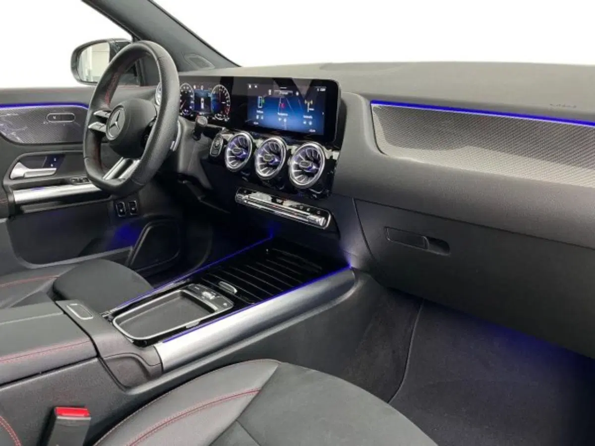 Mercedes-Benz GLA SUV usata a Verona (15)
