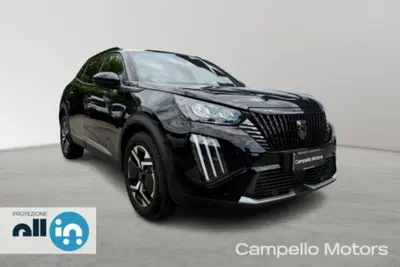 Peugeot 2008 1.2 puretech Allure s&amp;s 100cv del 2025 usata a Venezia