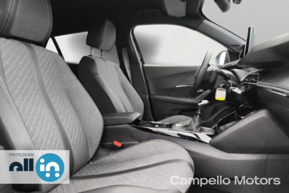 Peugeot 2008 usata a Venezia (15)