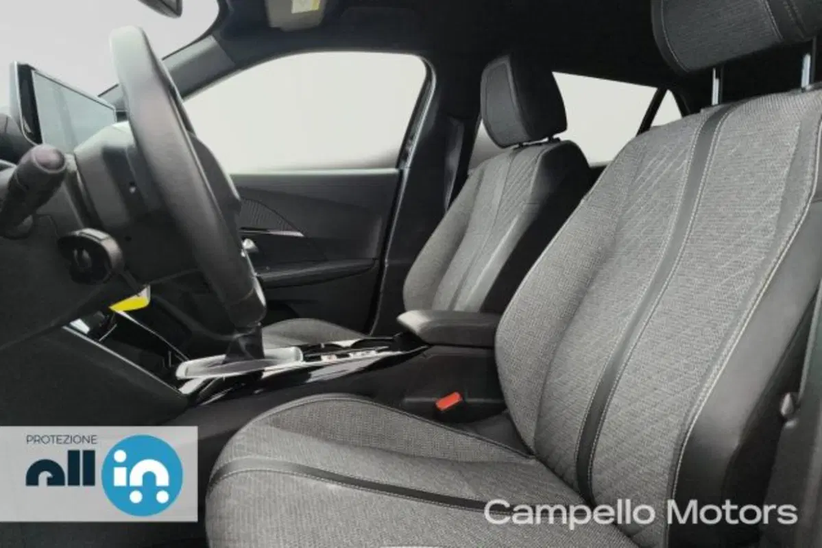Peugeot 2008 usata a Venezia (5)