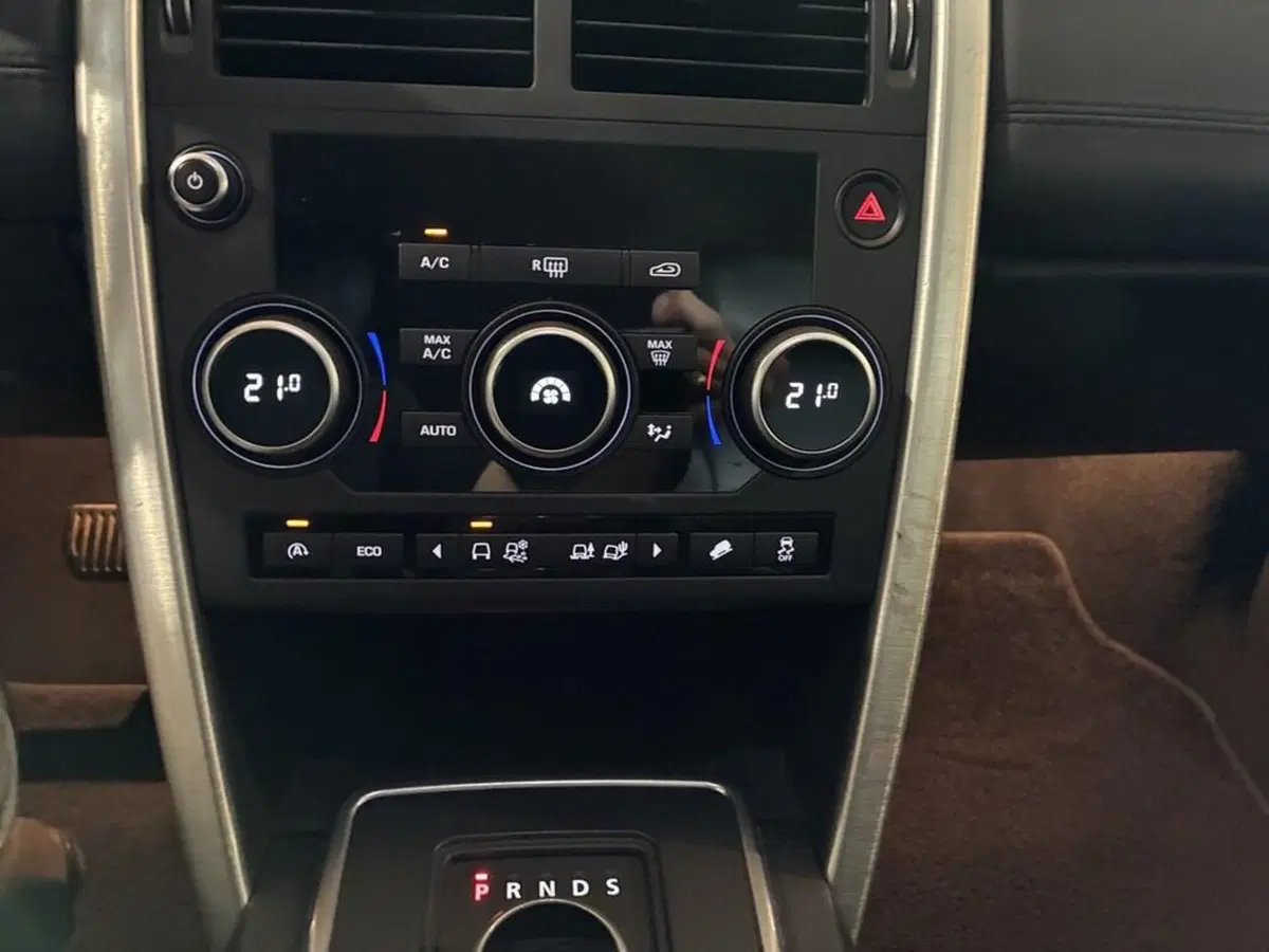 Land Rover Discovery Sport usata a Torino (10)