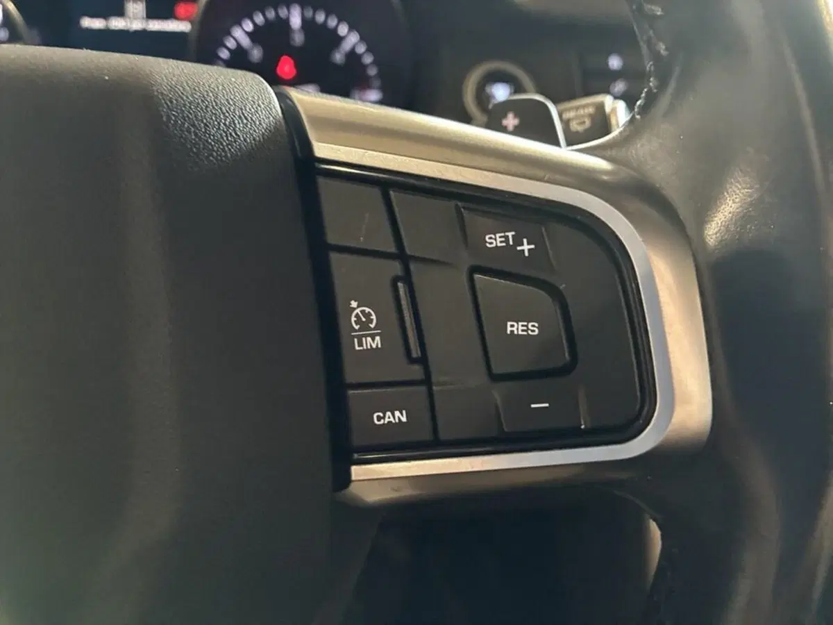 Land Rover Discovery Sport usata a Torino (13)