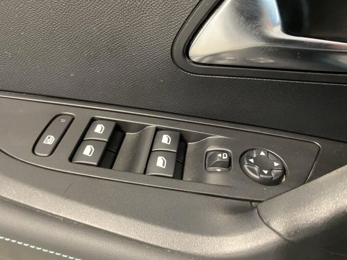 Peugeot 2008 usata a Torino (13)