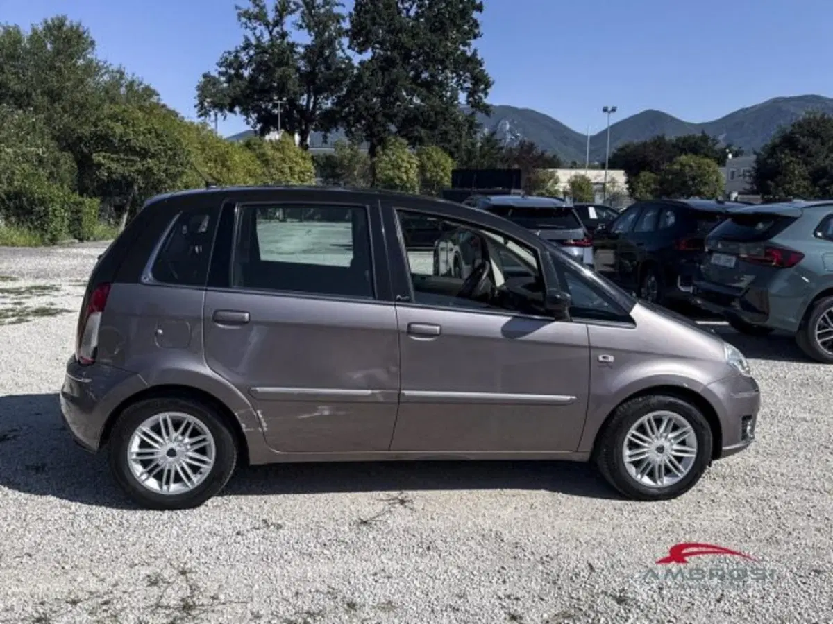 Lancia Musa usata a Perugia (2)