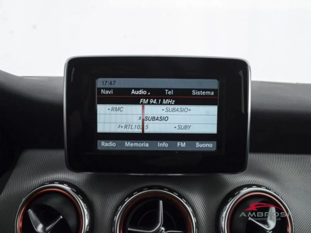 Mercedes-Benz GLA SUV usata a Perugia (14)