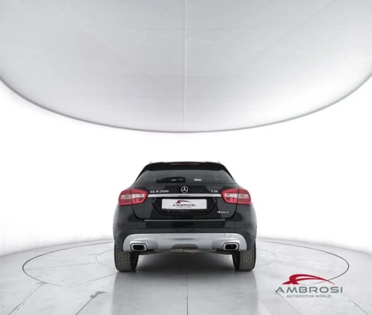 Mercedes-Benz GLA SUV usata a Perugia (6)