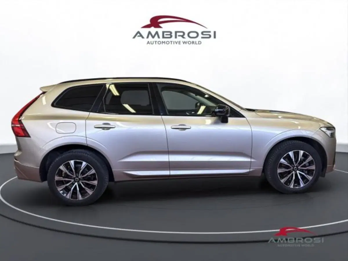 Volvo XC60 usata a Perugia (5)