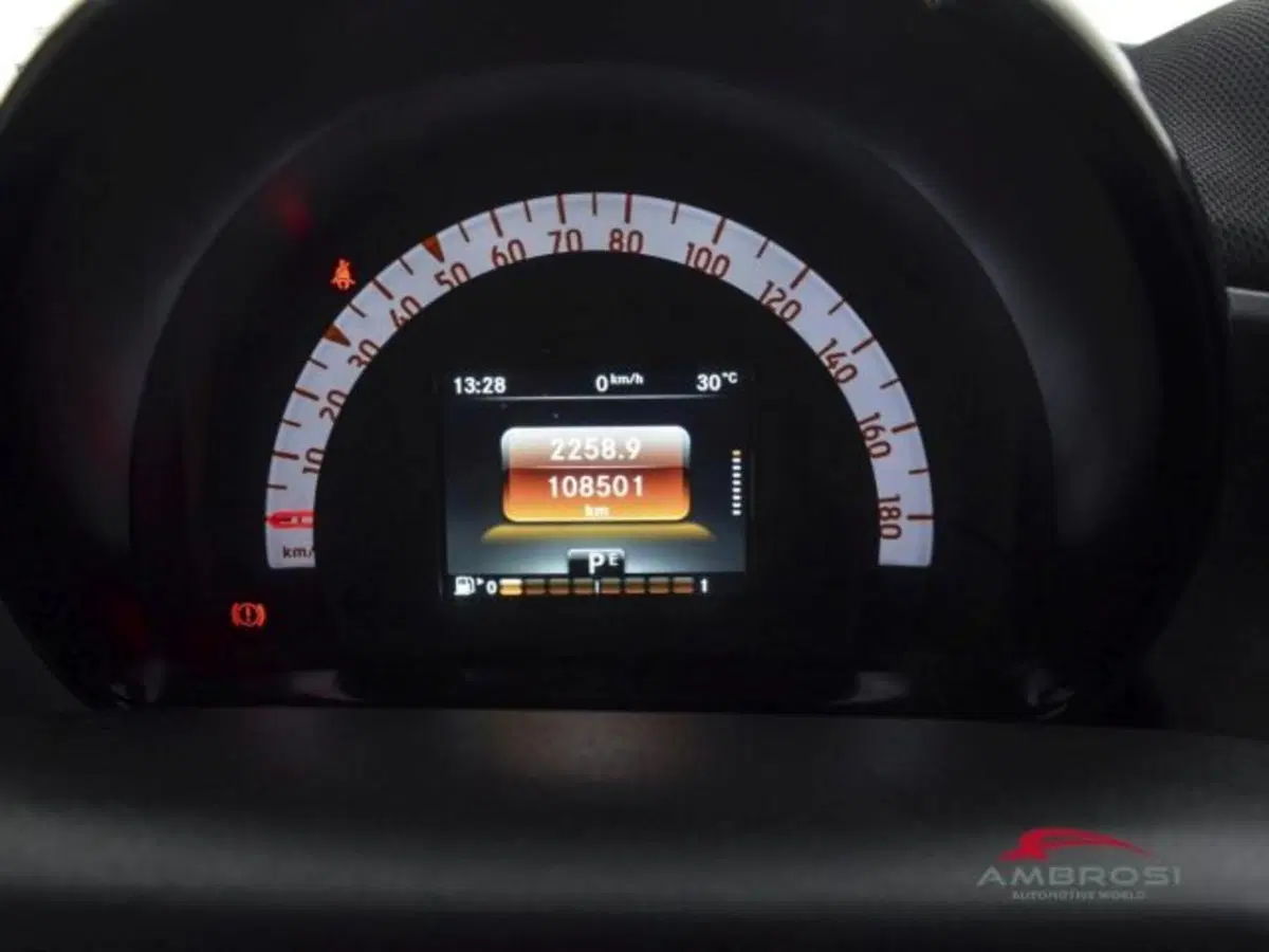 smart Fortwo usata a Perugia (11)