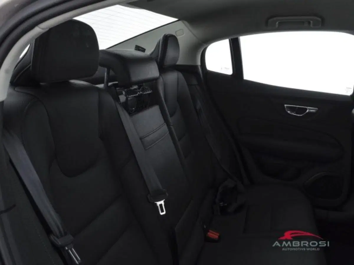 Volvo S60 usata a Perugia (11)