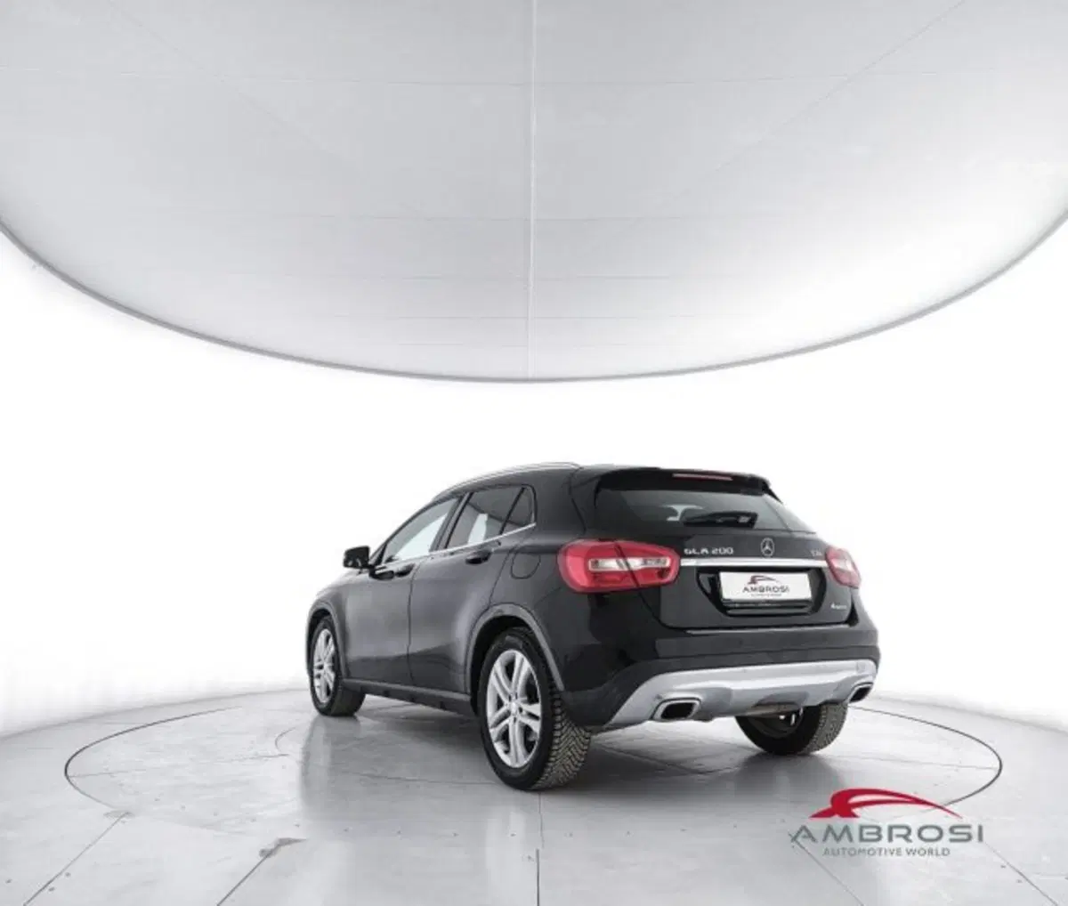 Mercedes-Benz GLA SUV usata a Perugia (4)