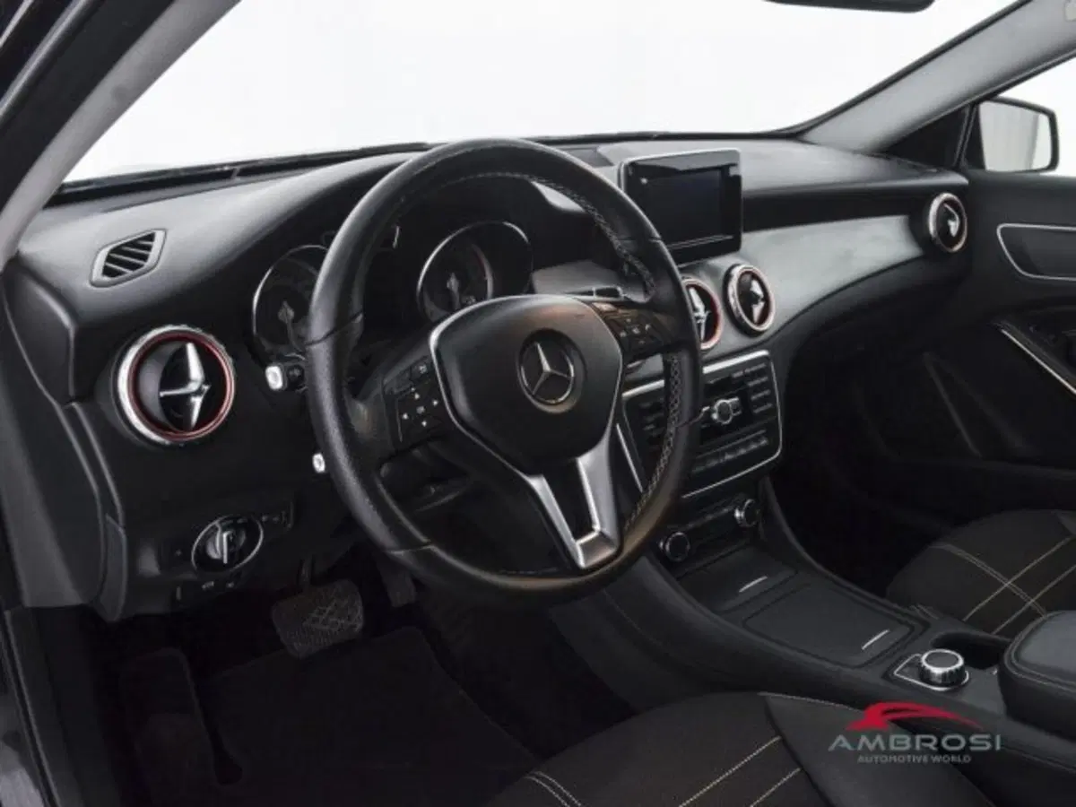 Mercedes-Benz GLA SUV usata a Perugia (8)