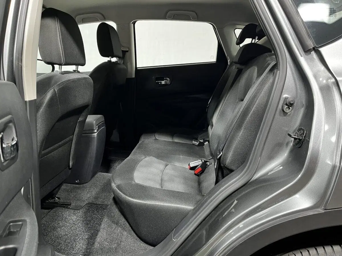 Nissan Qashqai usata a Sondrio (11)