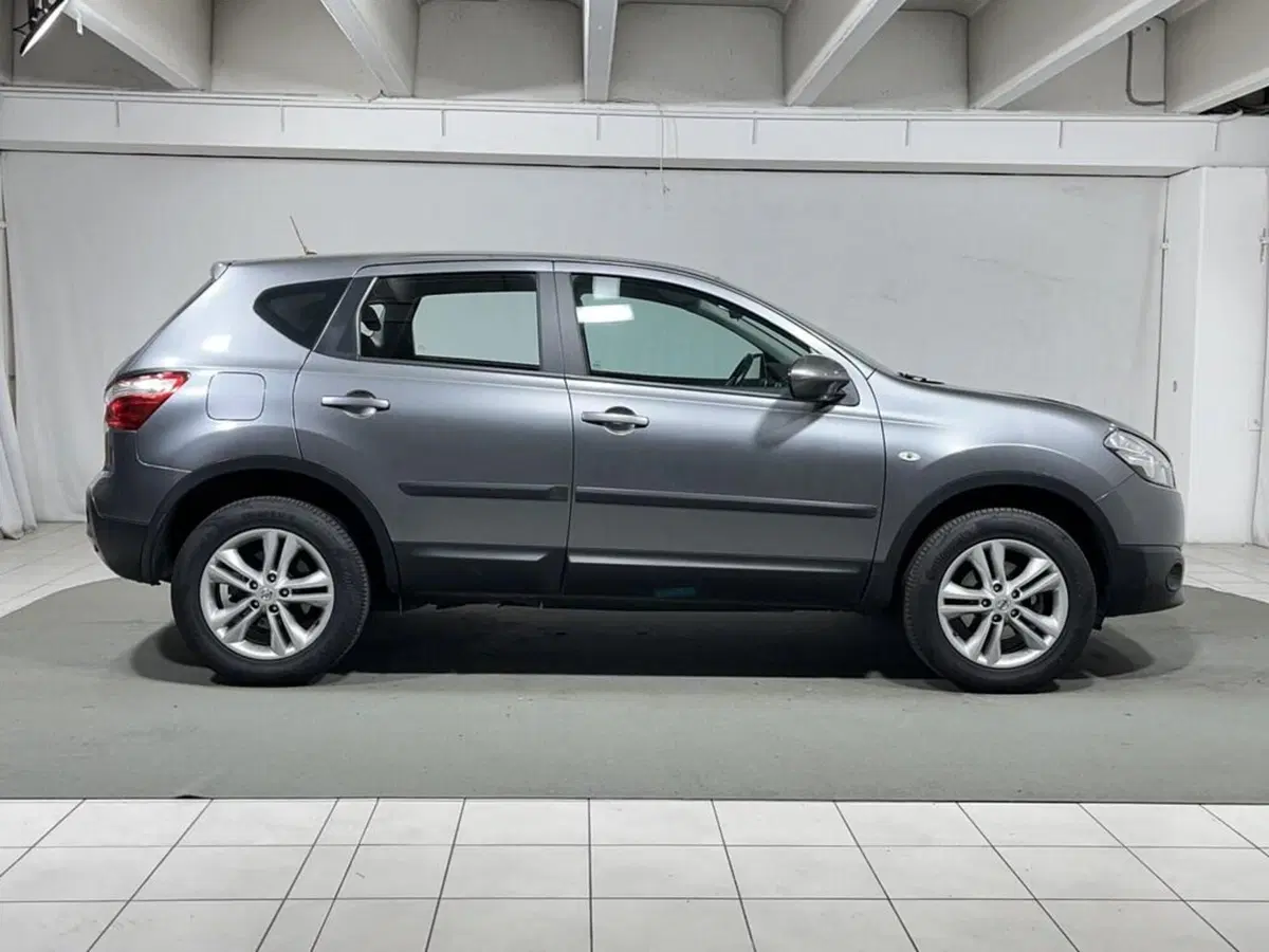 Nissan Qashqai usata a Sondrio (6)