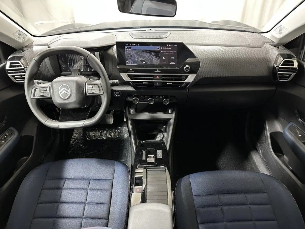 Citroen C4 nuova a Sondrio (12)