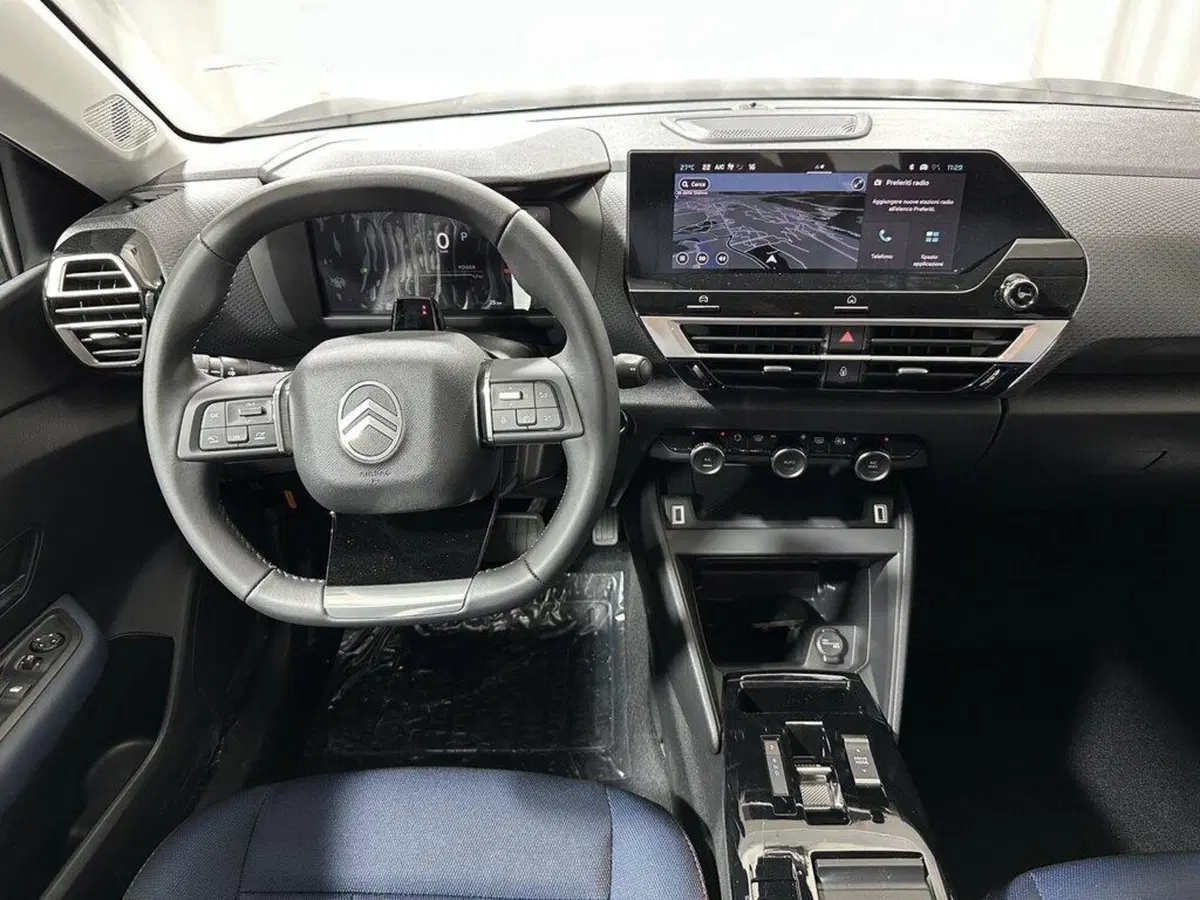 Citroen C4 nuova a Sondrio (13)