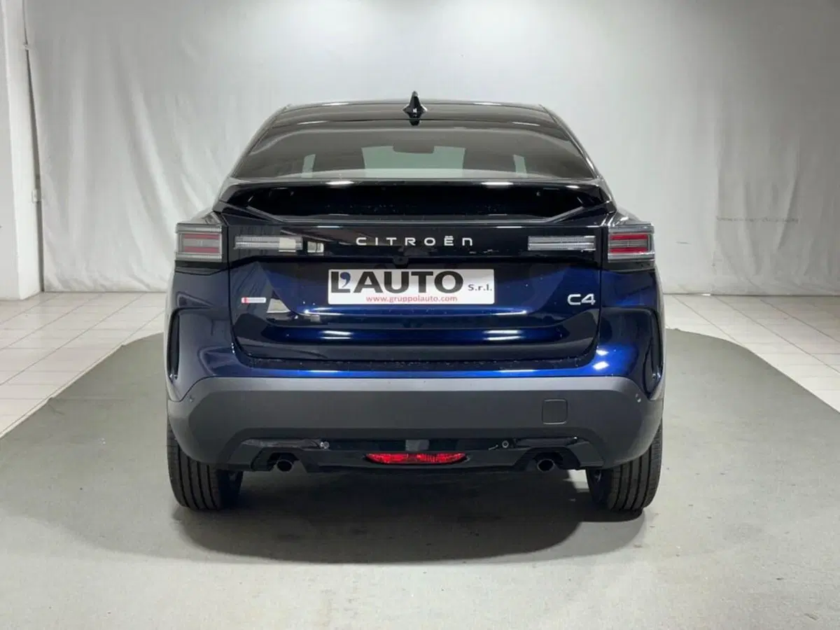 Citroen C4 nuova a Sondrio (4)