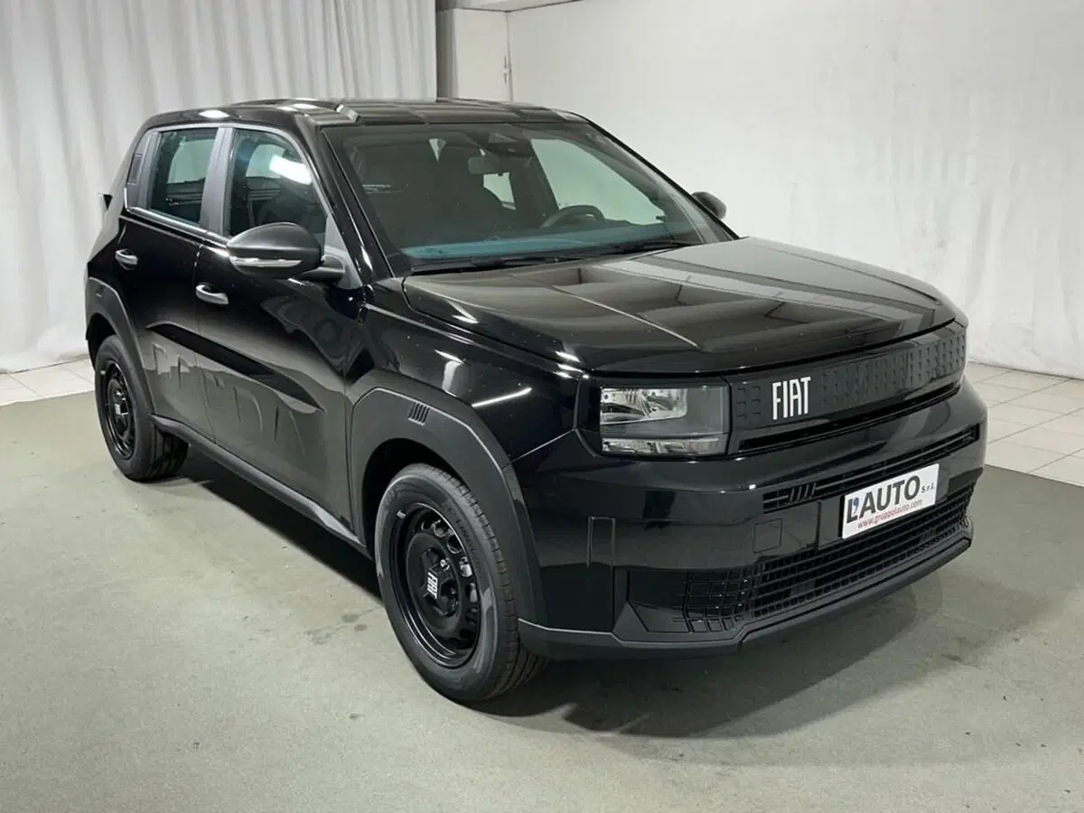 Fiat Grande Panda nuova a Sondrio (7)