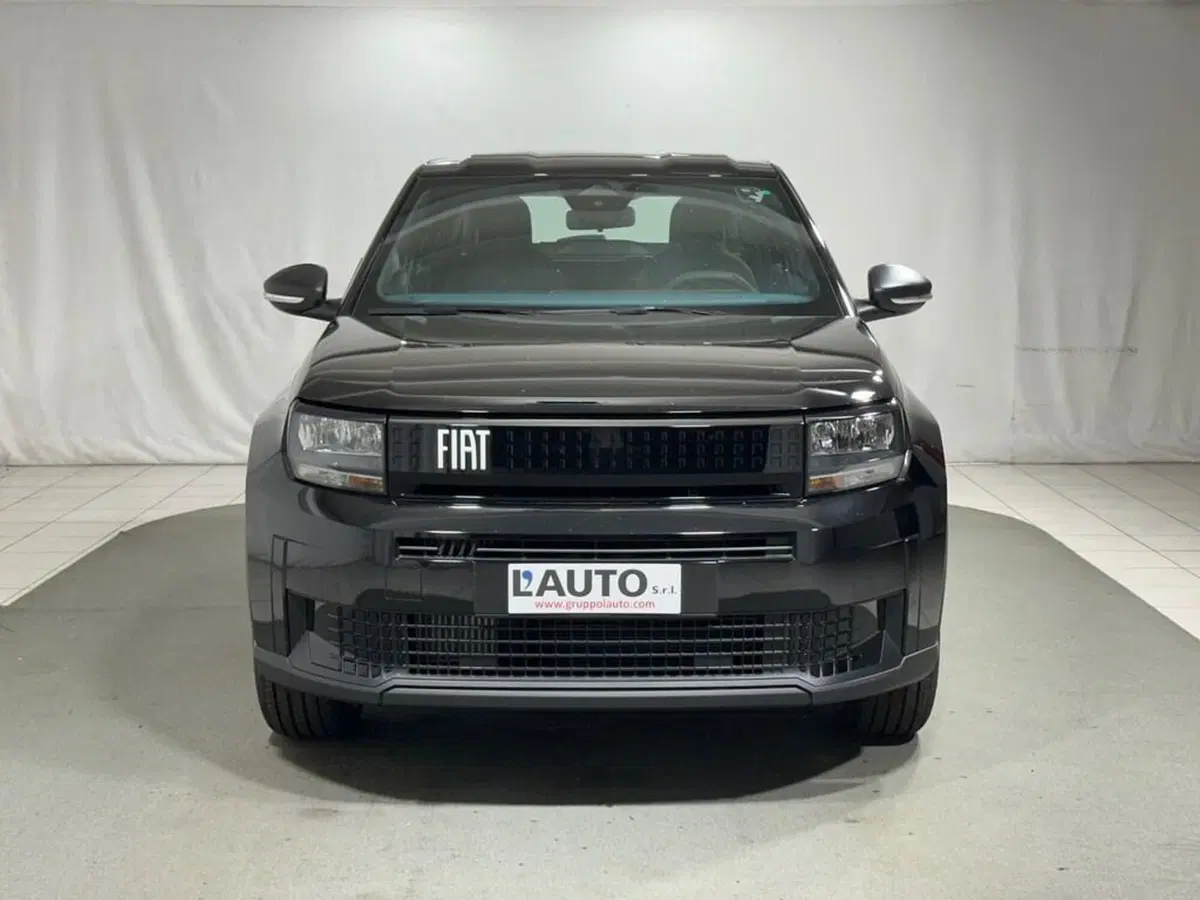 Fiat Grande Panda nuova a Sondrio (8)