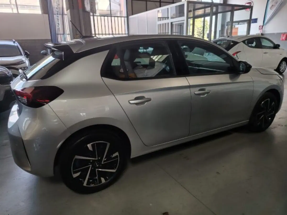 Opel Corsa usata a Forlì-Cesena (12)