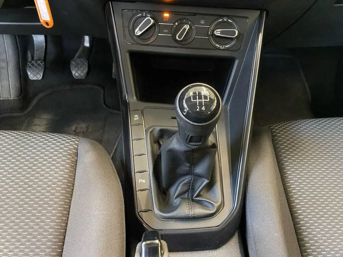 Volkswagen Polo usata a Torino (12)