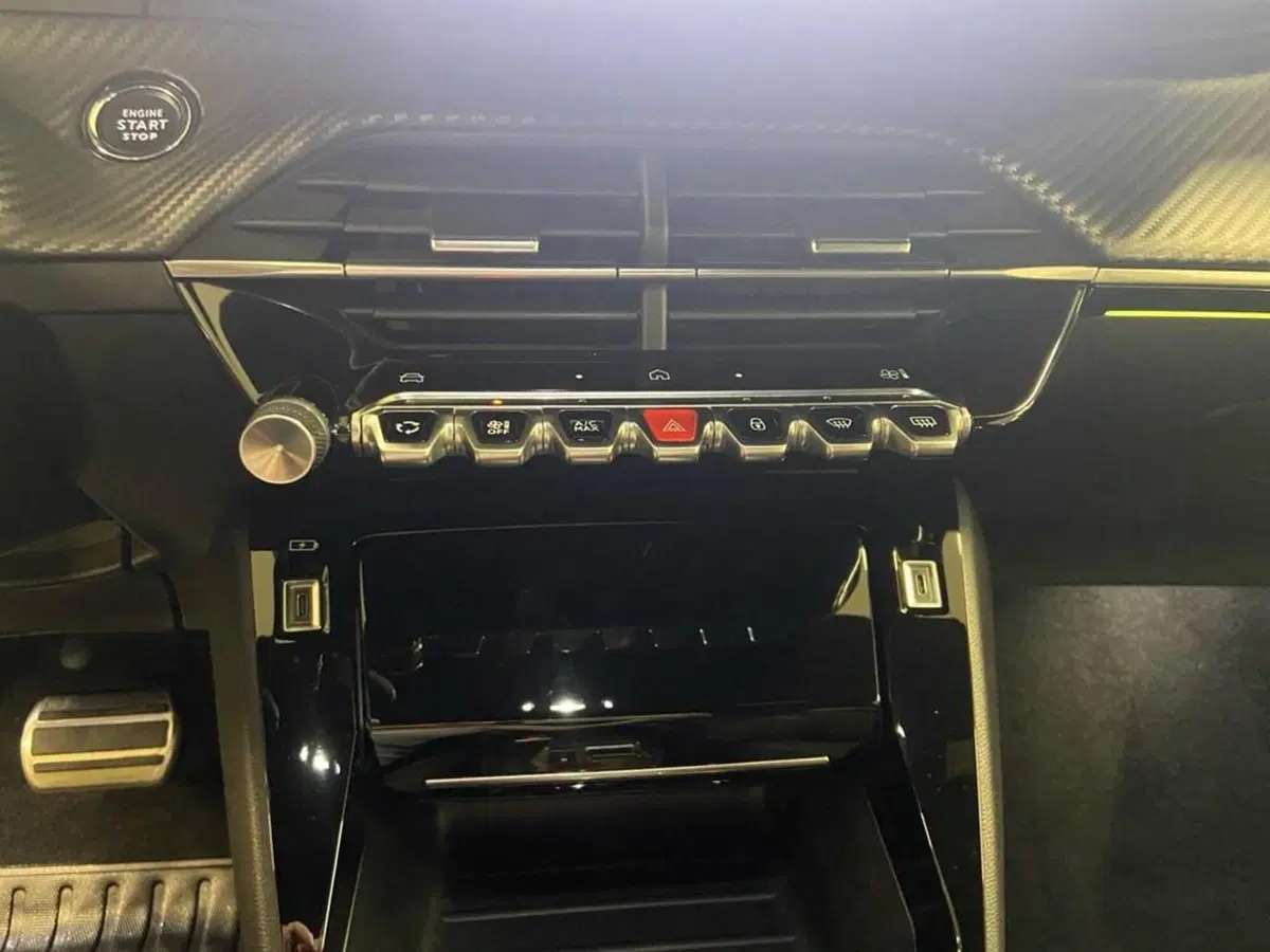 Peugeot 2008 usata a Torino (11)