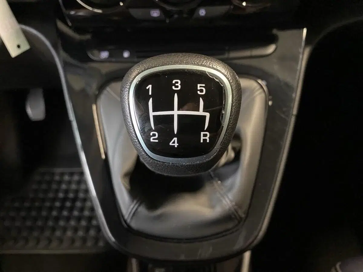 Lancia Ypsilon usata a Torino (12)